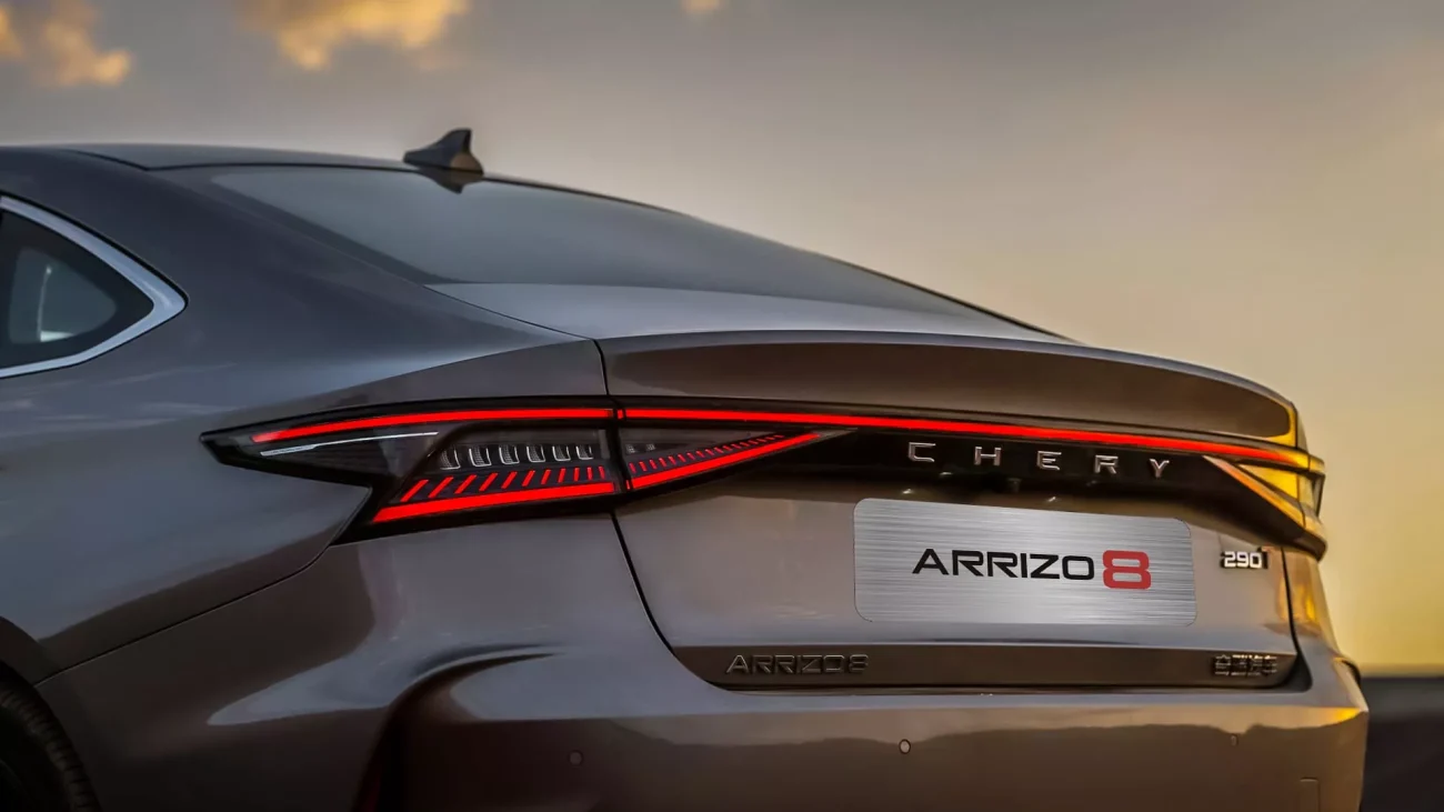 آغاز فروش محصولات بنزینی، پلاگین هیبرید و برقی فونیکس با مدل ۱۴۰۳ و ۱۴۰۴